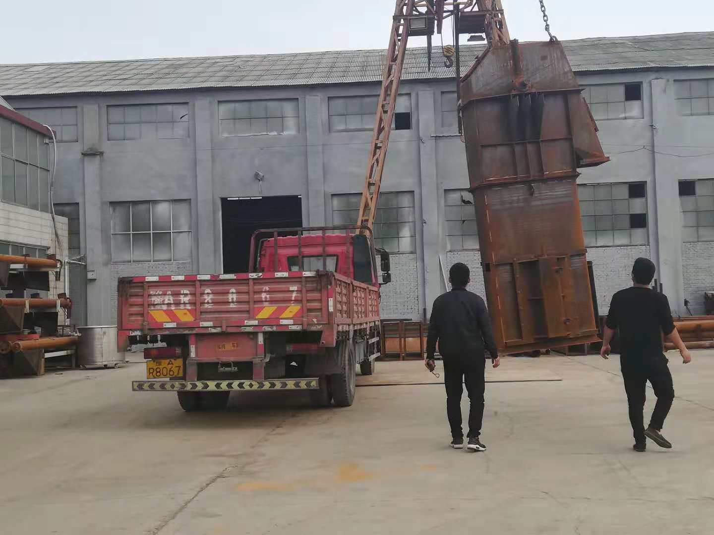 相應號召，NE15板鏈提升機原色出廠